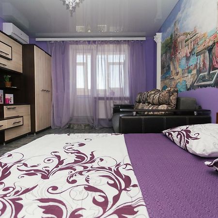 Vip Apartmens Faraon On Illinskaya 1 Floor Sumy Exterior foto